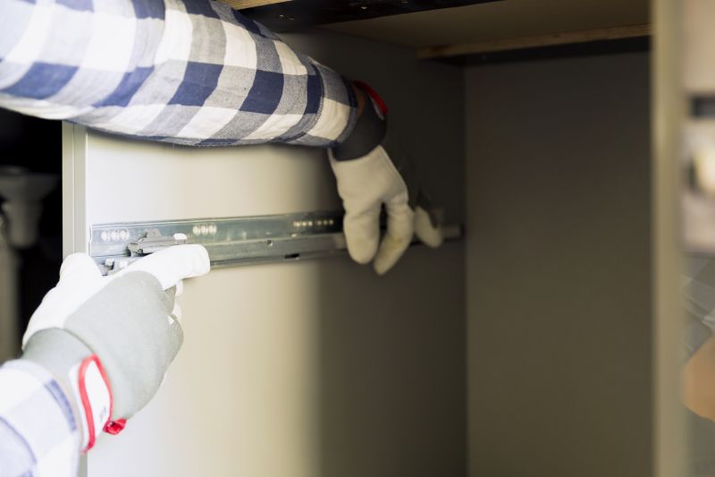 Cabinet Pulls Replacement